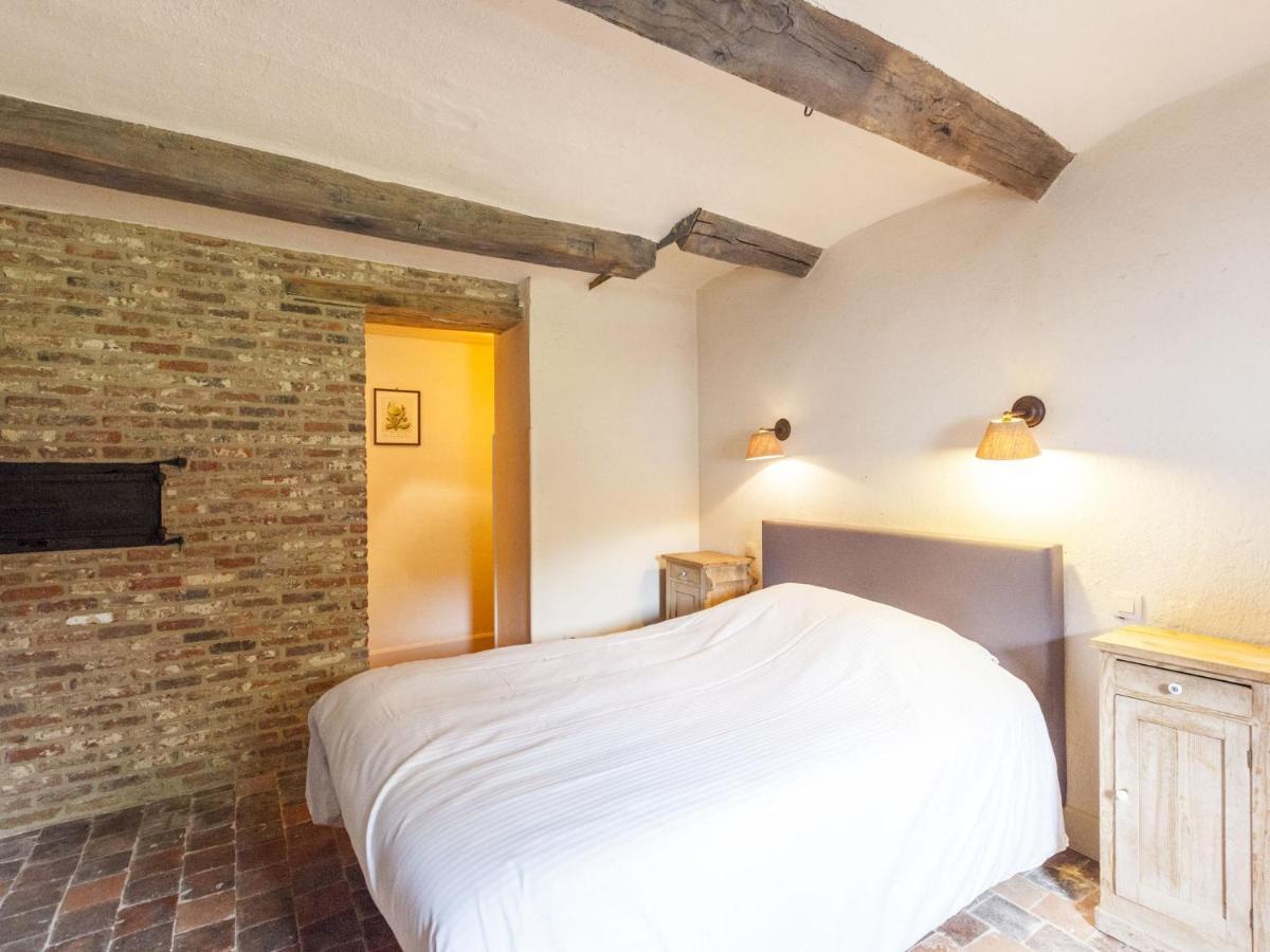 Beautiful Farmhouse In Beernem With Big Garden Bagian luar foto